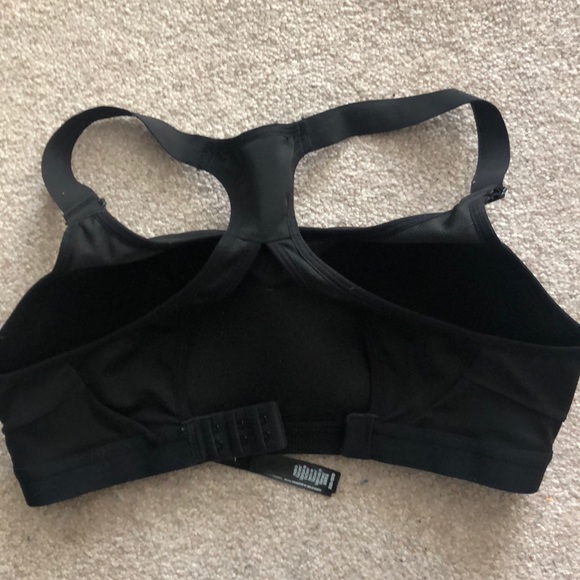 Victoria’s Secret Black and Gray Sports Bra - Picture 4 of 4